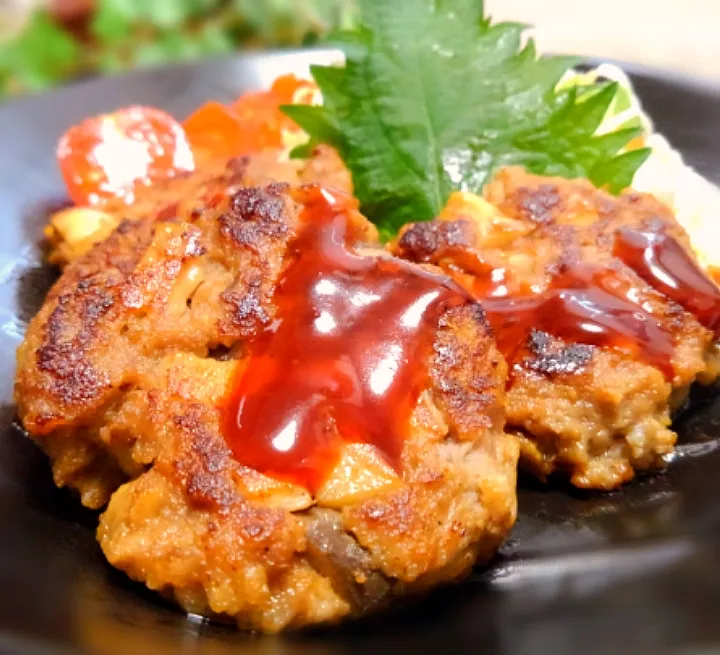 エリンギの入った薄焼きハンバーグ|くまちゃんさん