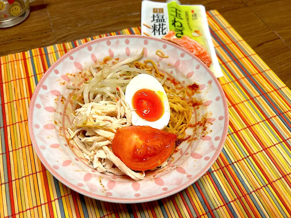 塩麹鶏胸肉でピリ辛糖質ゼロ混ぜ麺|futuregirlさん