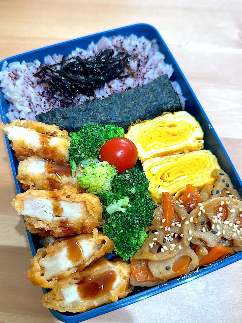 お弁当|メガネおばさんさん