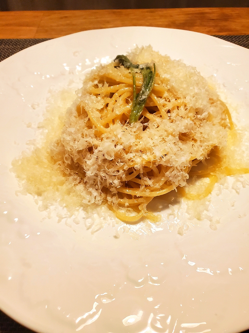セージバターのスパゲティ