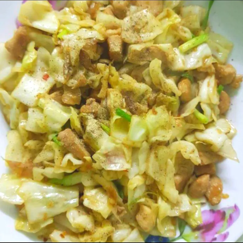 stir fry cabbage with chicken|patlovestocookさん