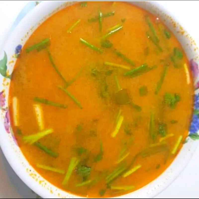 spicy hot & sour chicken herb soup ( tomyum kai)|patlovestocookさん