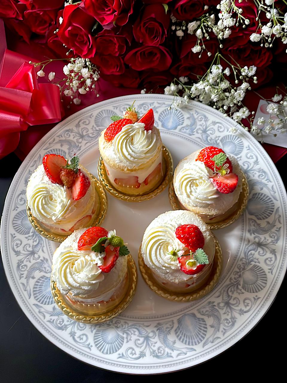 小さなケーキ🍰でanniversary