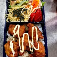 から揚げ丼弁当🍱|meguさん