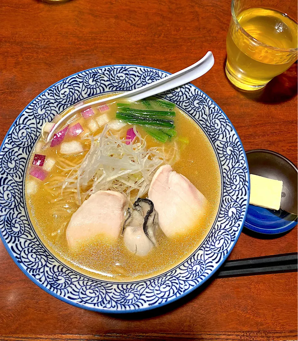 牡蠣らぁ麺|U.Mayumiさん