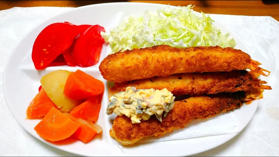 2/21の夕食
エビフライ🍤|卯月さん