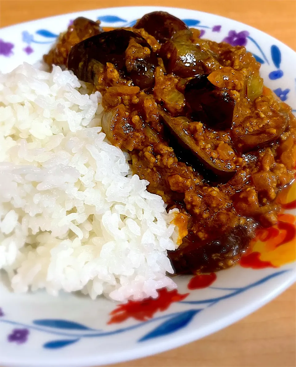 ナスのドライカレー🥄|ちゅぱきちさん