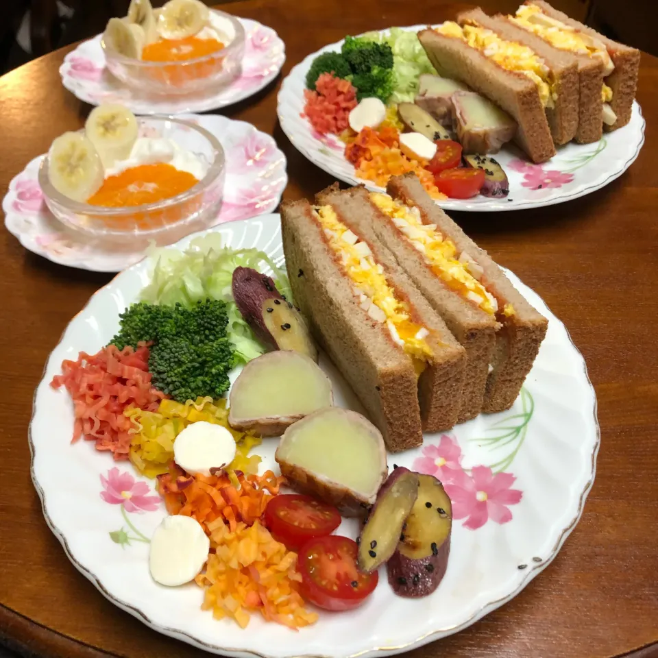 Snapdishの料理写真:アルモンデモーニングプレート💐|henryさん