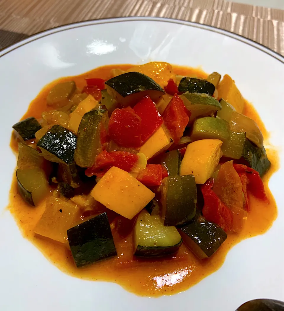 quick and easy vegan ratatouille|Ahnneさん