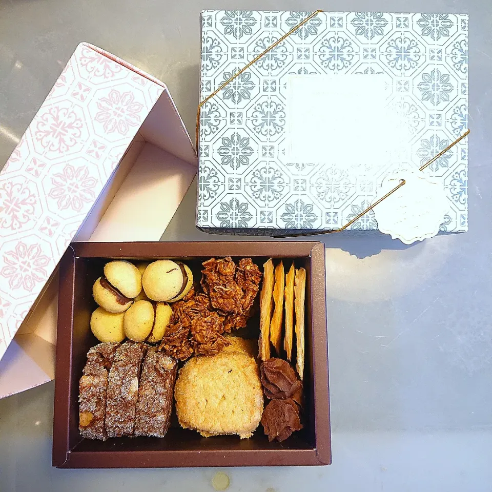 Valentine クッキーBOX|Dorothy memorable dishesさん