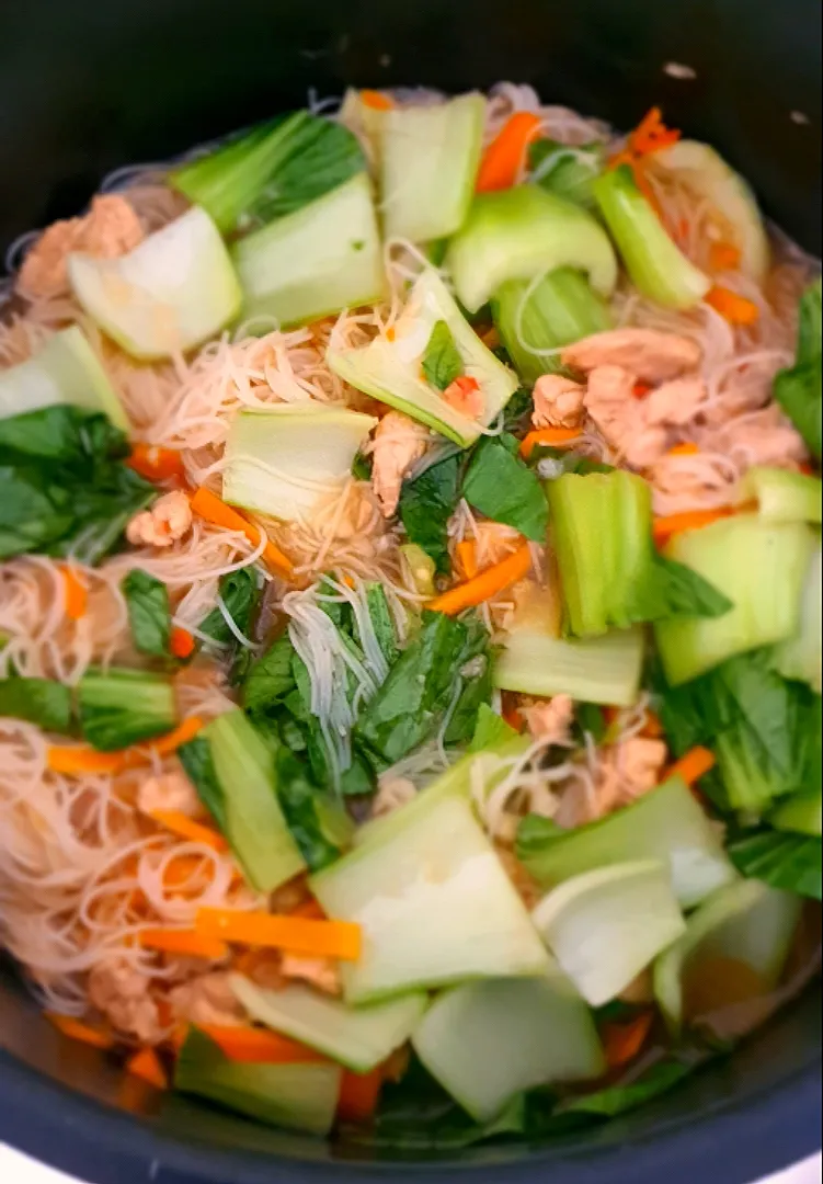 Thai Style Sour Spicy Vermicelli|feeqsyaneeさん