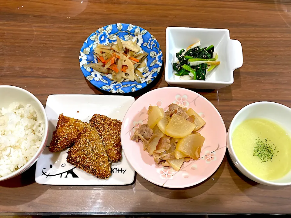 Snapdishの料理写真:かじきごま揚げ　大根と豚バラの照り焼き　ブロッコリー茎のポタージュ　ほうれん草とちくわのナムル　ごぼうと蓮根のきんぴら|おさむん17さん