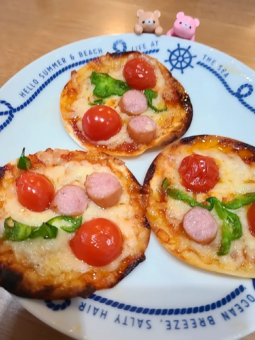 アルモンデグランプリ✨
餃子の皮でパリパリミニピザ😋🍕|みぽりん♪さん