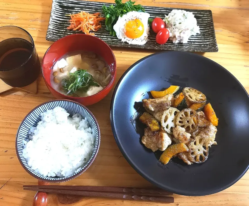 根野菜と鶏のバルサミコソテー
メイン料理です^_^|みきやんさん