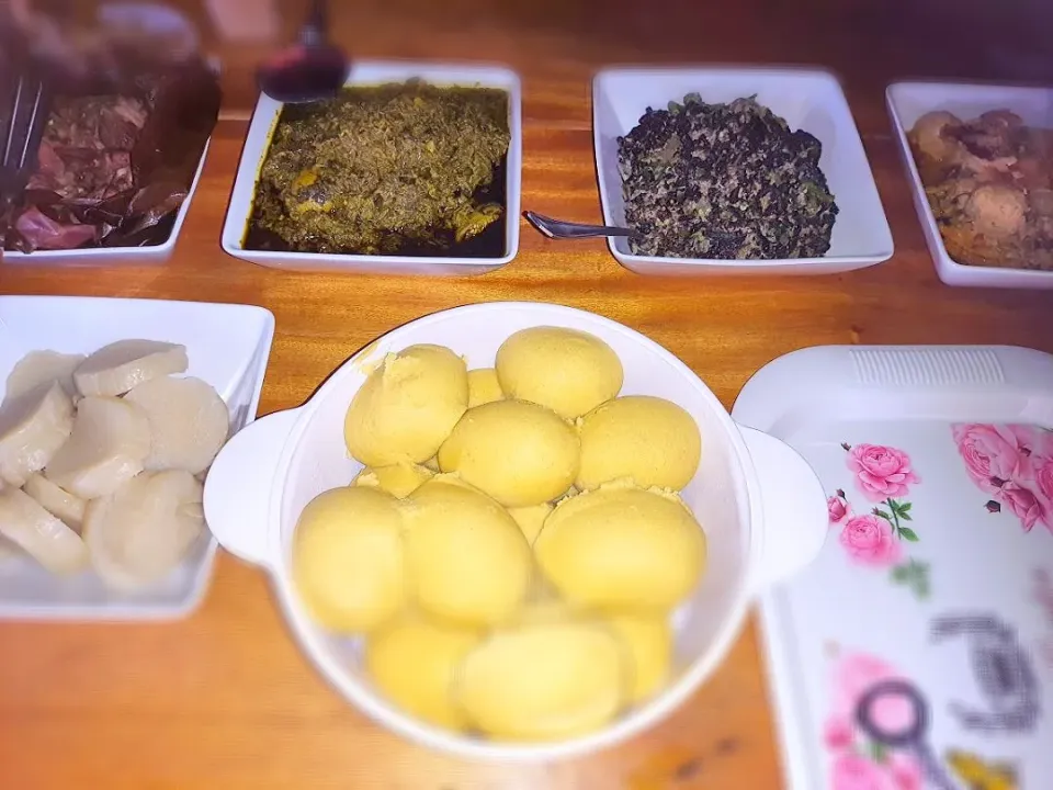 Sunday family reunion with African food|christelle mosalaさん