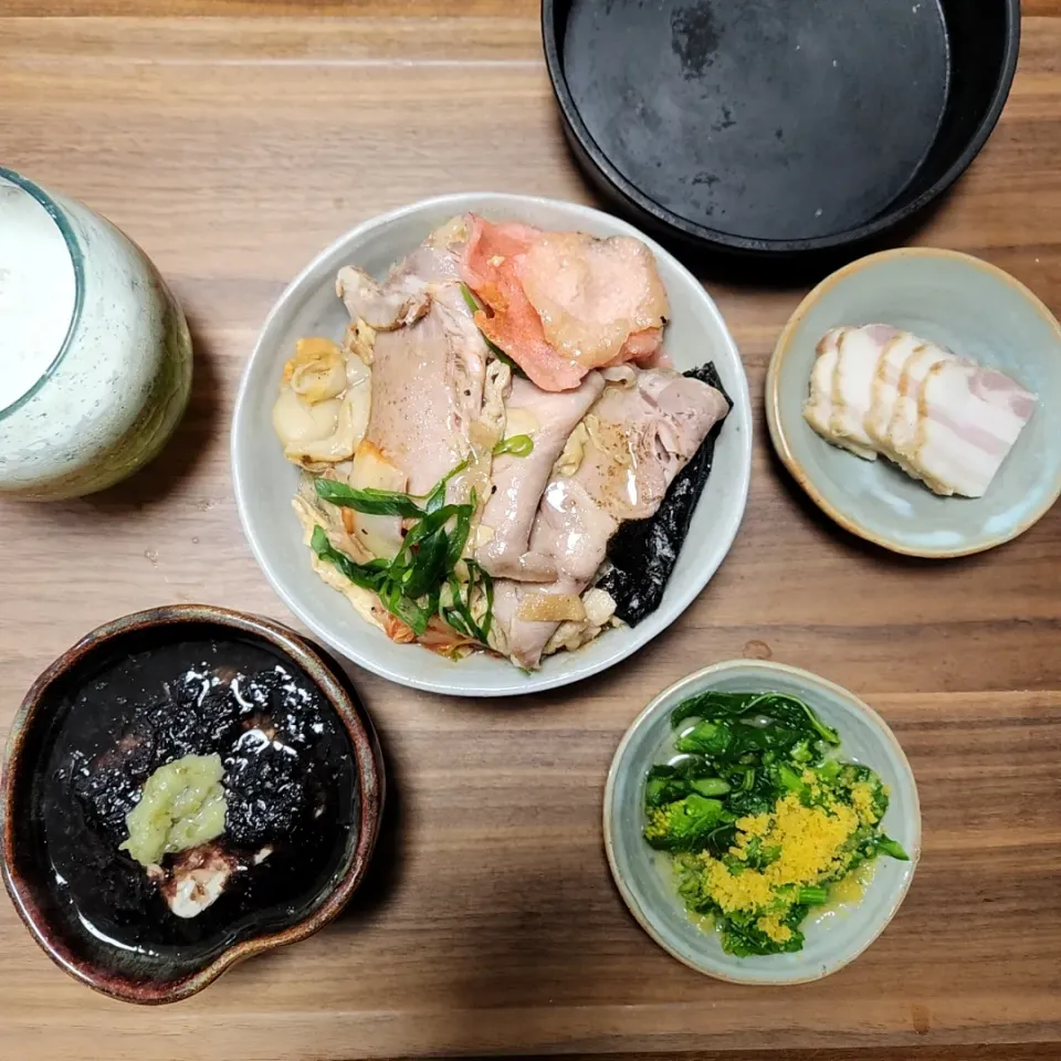 20230224
天塩丼
磯海苔豆腐
菜の花のカラスミかけ
手作りベーコン焼き|noccoさん