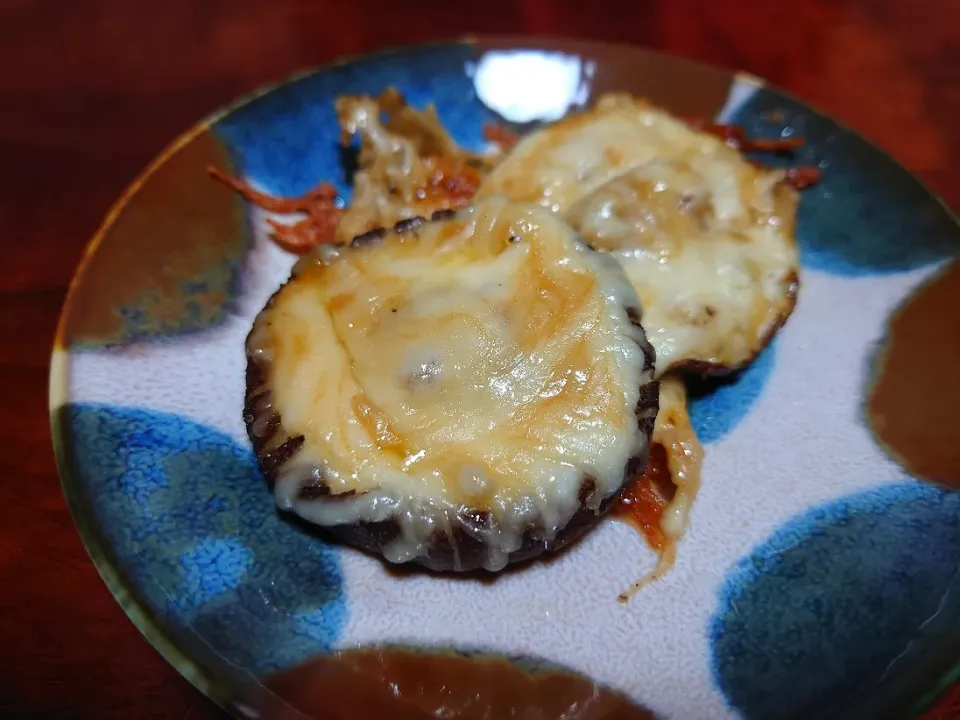 バター醤油チーズしいたけ|さえこさん