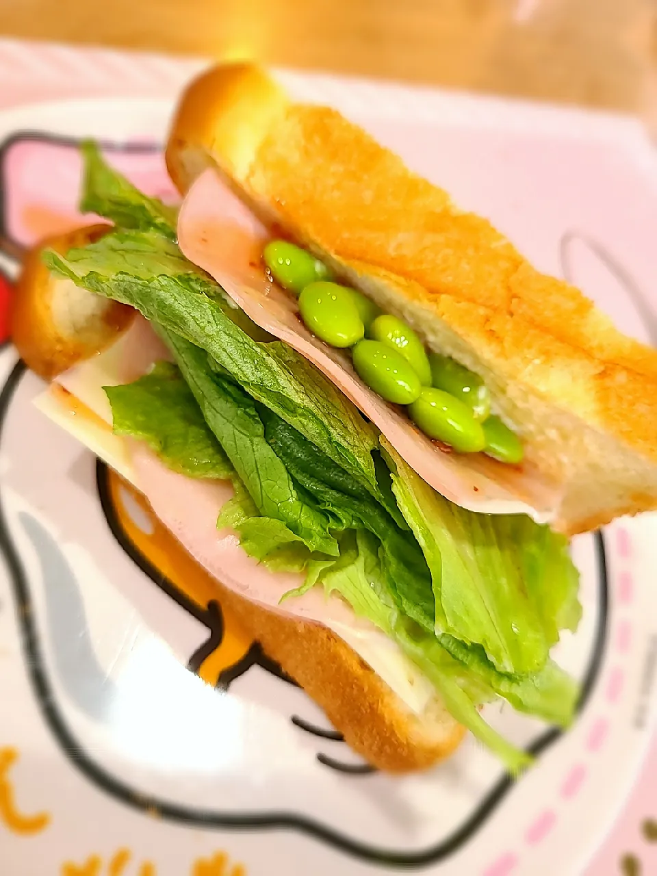 アルモンデグランプリ✨
おうちでSUBWAY風
ハムチーズレタスビーンズサンド😋🥪|みぽりん♪さん