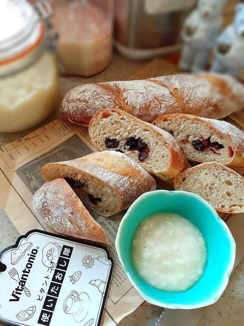 ビタントニオで作った塩麹と甘酒を入れて田舎パン🥖焼きました😊|fumfumさん