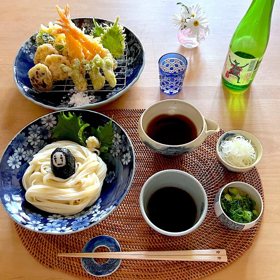 Snapdishの料理写真:美味しいうどんと揚げたての天麩羅|jarinkoさん