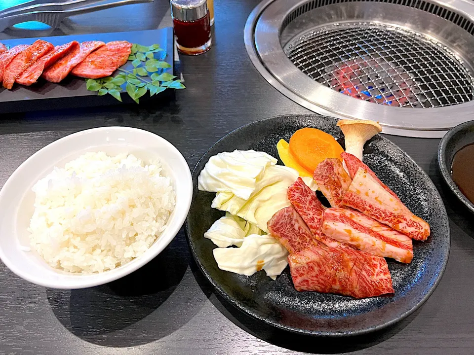 バラ定食🥩|yokoさん