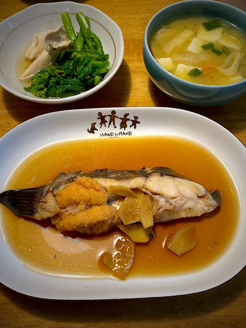 カレイの煮付けと、菜の花と鶏ささみのおひたしと、南瓜と豆腐の味噌汁|もえさん