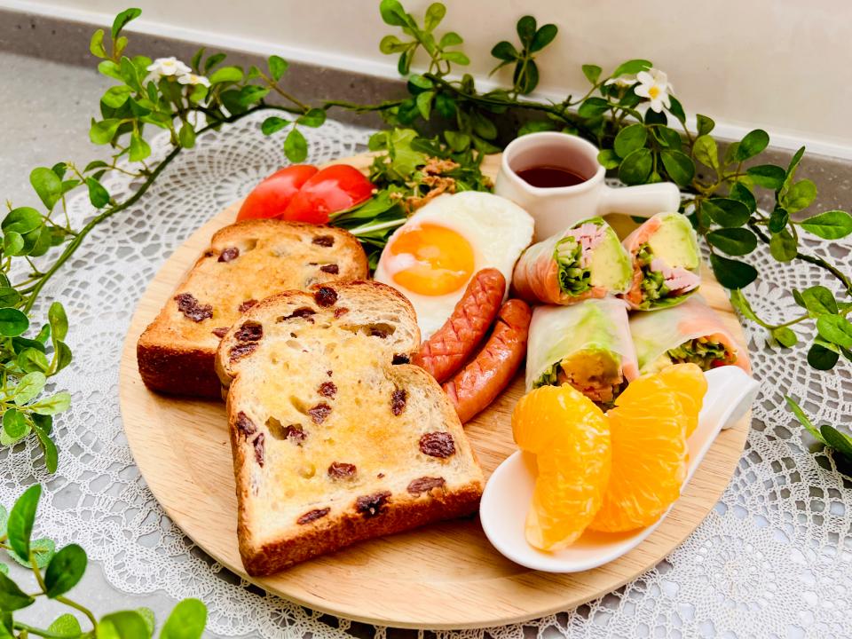 「アルモンデ朝ご飯」