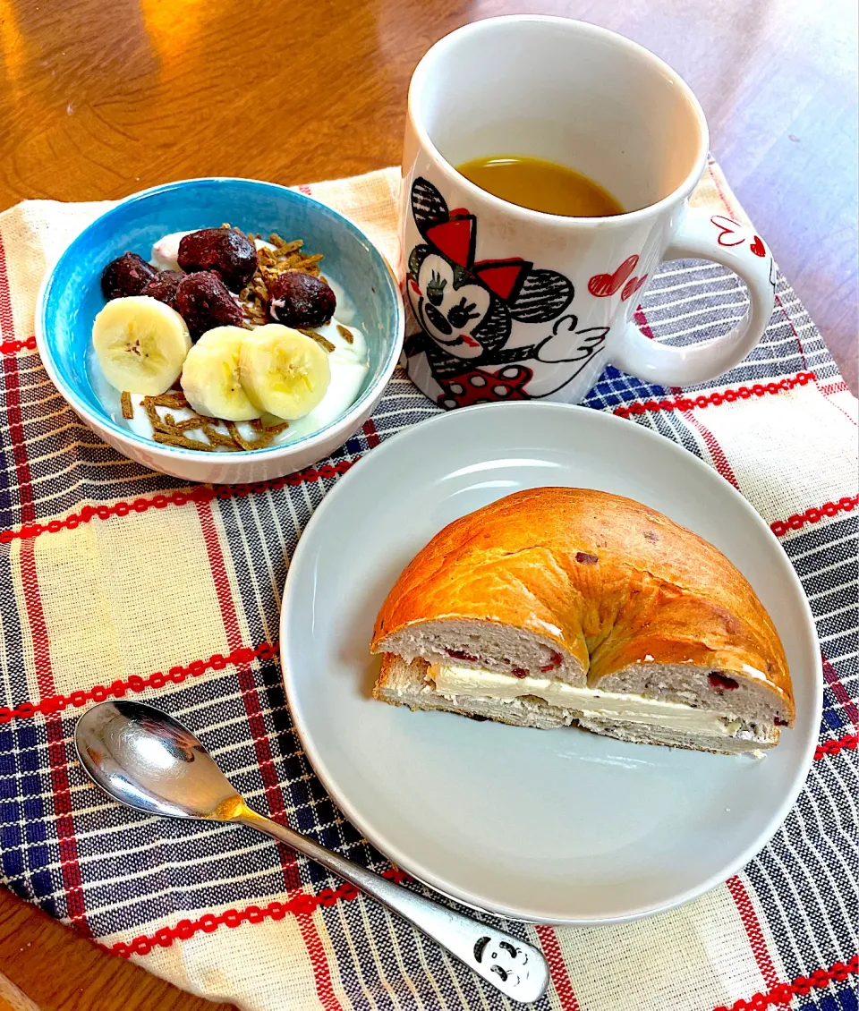 本日の朝ごパン🥯|かなさん