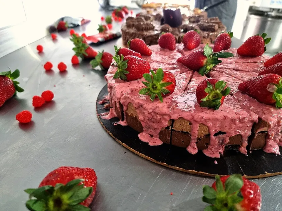 chocolat strawbery cake|Rabeh Bedouheneさん