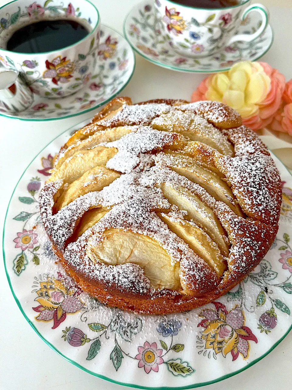 🍎りんごのケーキ🥧|シェリたん🍒さん