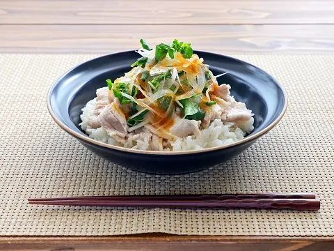 春野菜と豚しゃぶのWおろしぽん酢丼|ヤマサ醤油公式アカウントさん