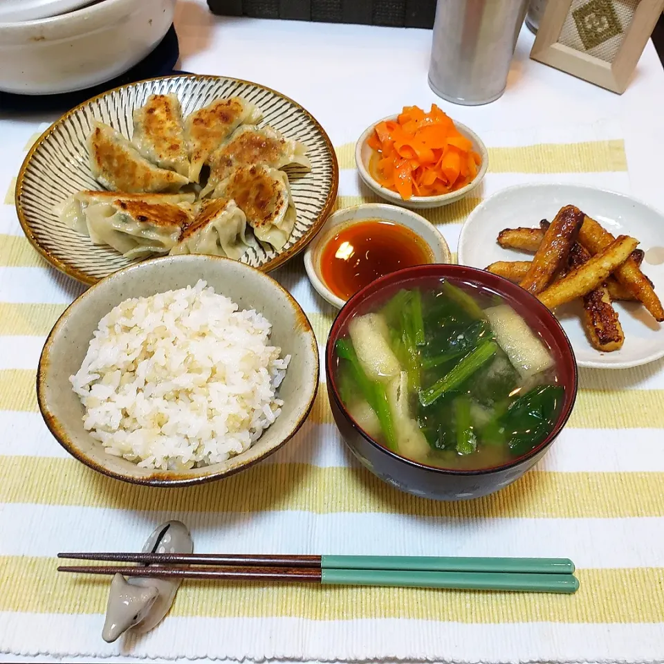 ひとり暮らしの夜ご飯
餃子|keeijnsさん