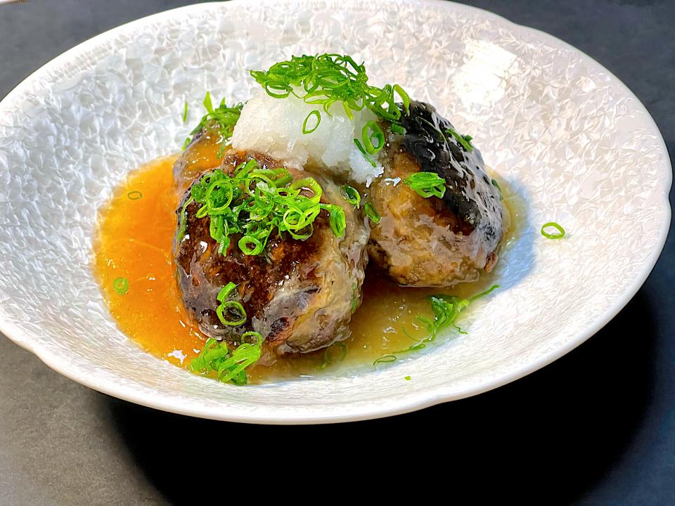 大きめ椎茸肉詰め　おろしあんかけ