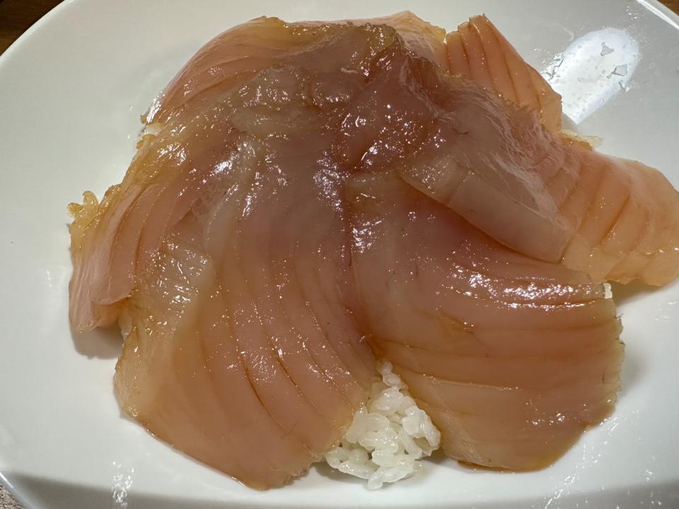 ビンチョウマグロの漬け丼