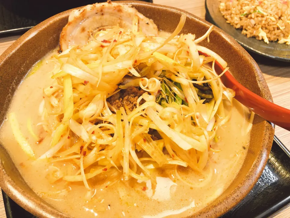 Snapdishの料理写真:信州肉ネギ味噌ラーメン|きゃずさん