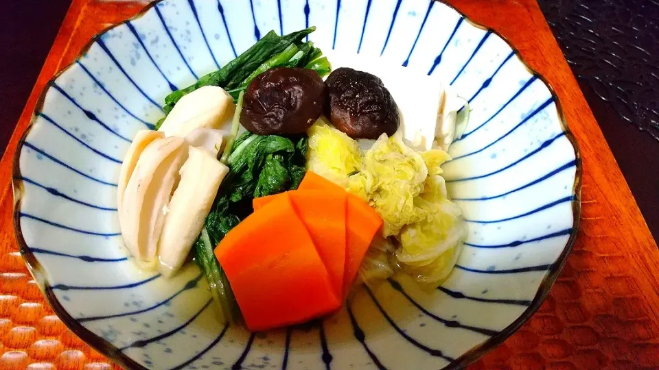 水炊き
だし汁とポン酢をあわせて|vege食堂さん