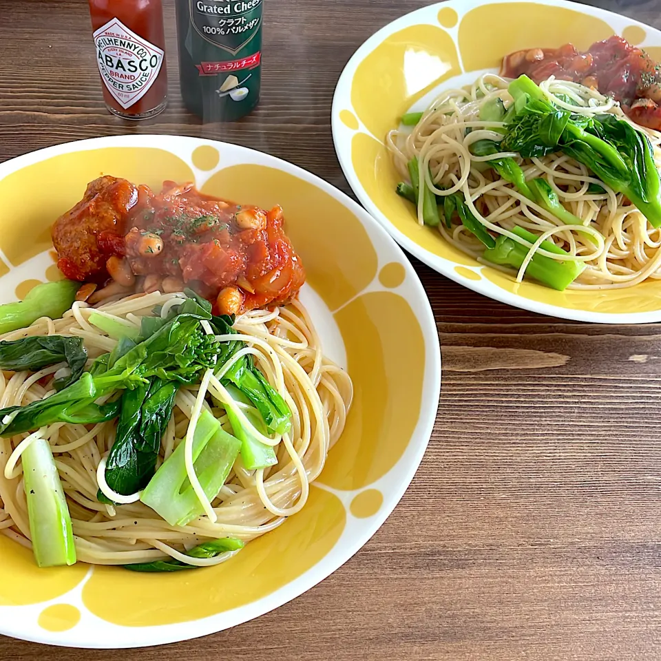 Snapdishの料理写真:菜の花とミートボールのパスタ🍝|gohan♡さん