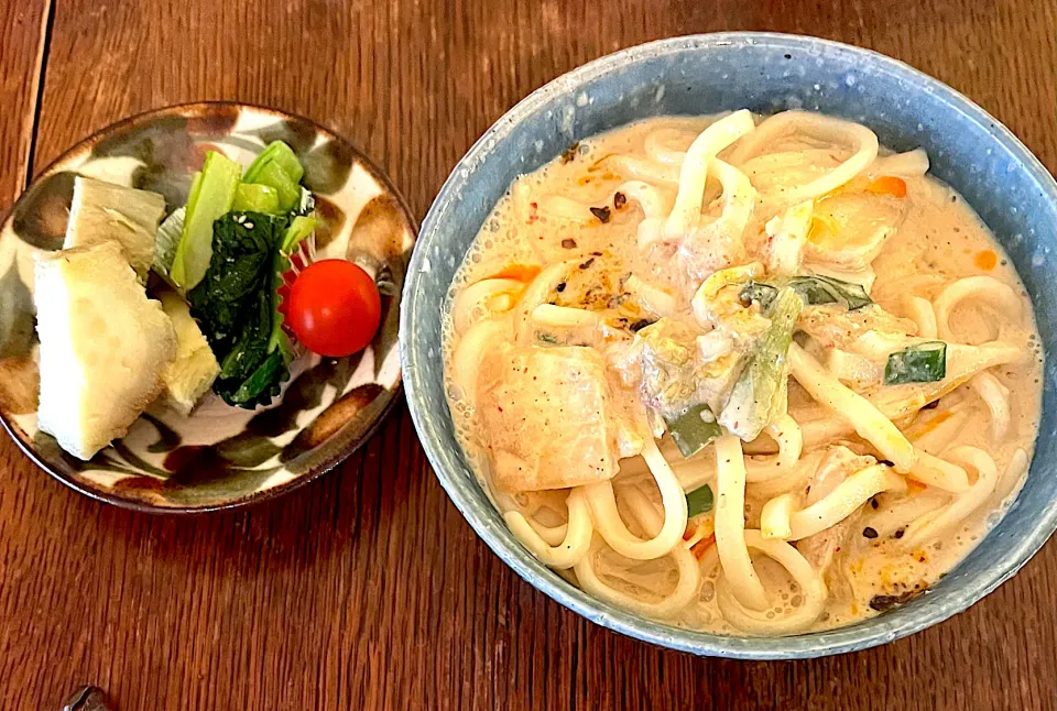 ランチ♯豆乳キムチうどん♯紅はるか焼き芋|小松菜さん