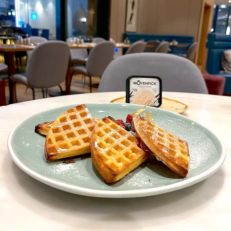 Waffles with movenpick vanilla ice cream|skyblueさん