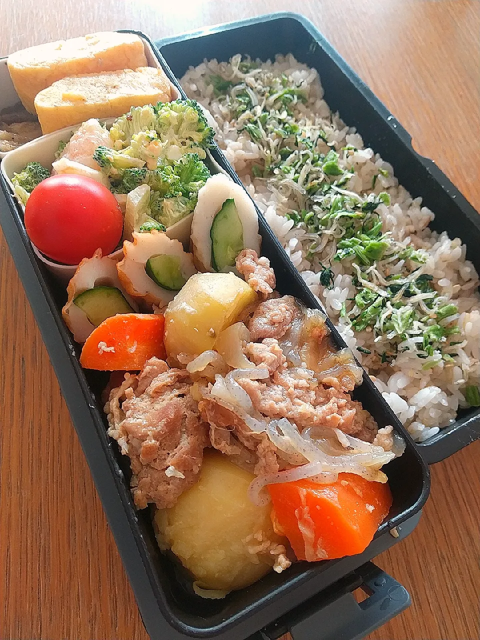 肉じゃが弁当|まきごろうさん