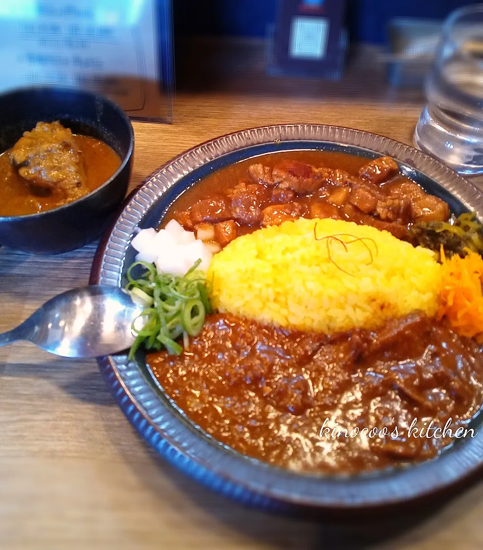 3種盛りカレー☆牛すね肉の欧風カレー＆ルーローカレー＆手羽元の出汁カレー☆|kinocooさん