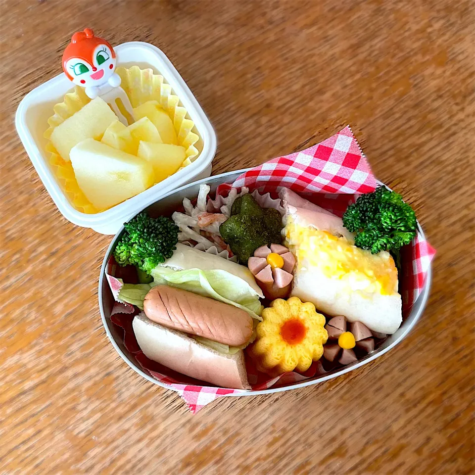 ホットドッグ＆たまごドッグ弁当|ふうりんさん