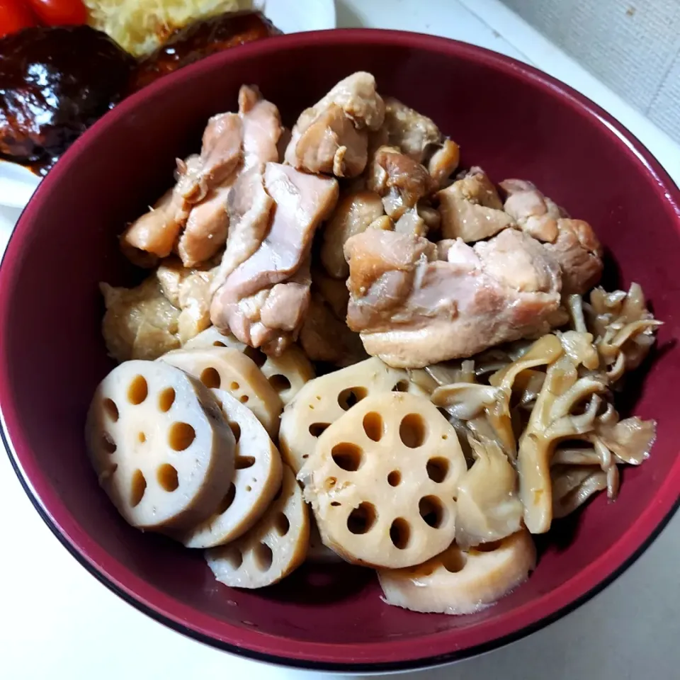 鶏肉とれんこんと舞茸の煮物(おでん汁リメイク)|あかね空さん