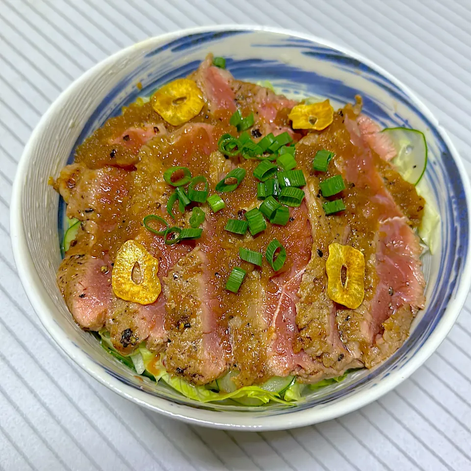 ステーキ丼|まさとさん