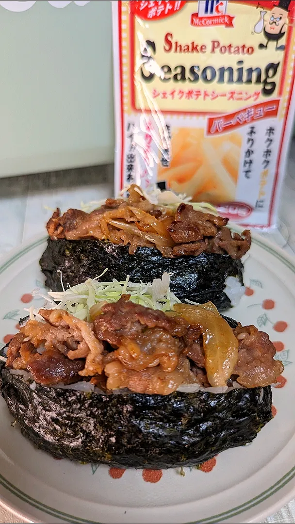 おにぎりドッグ〜バーベキュー味肉炒めのせ〜|つほママさん