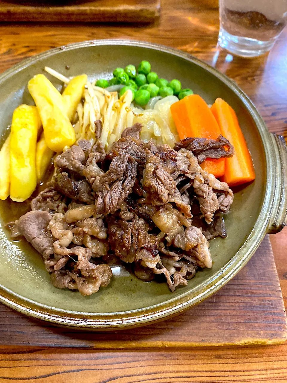 牛肉焼肉定食|髙野泰朋さん