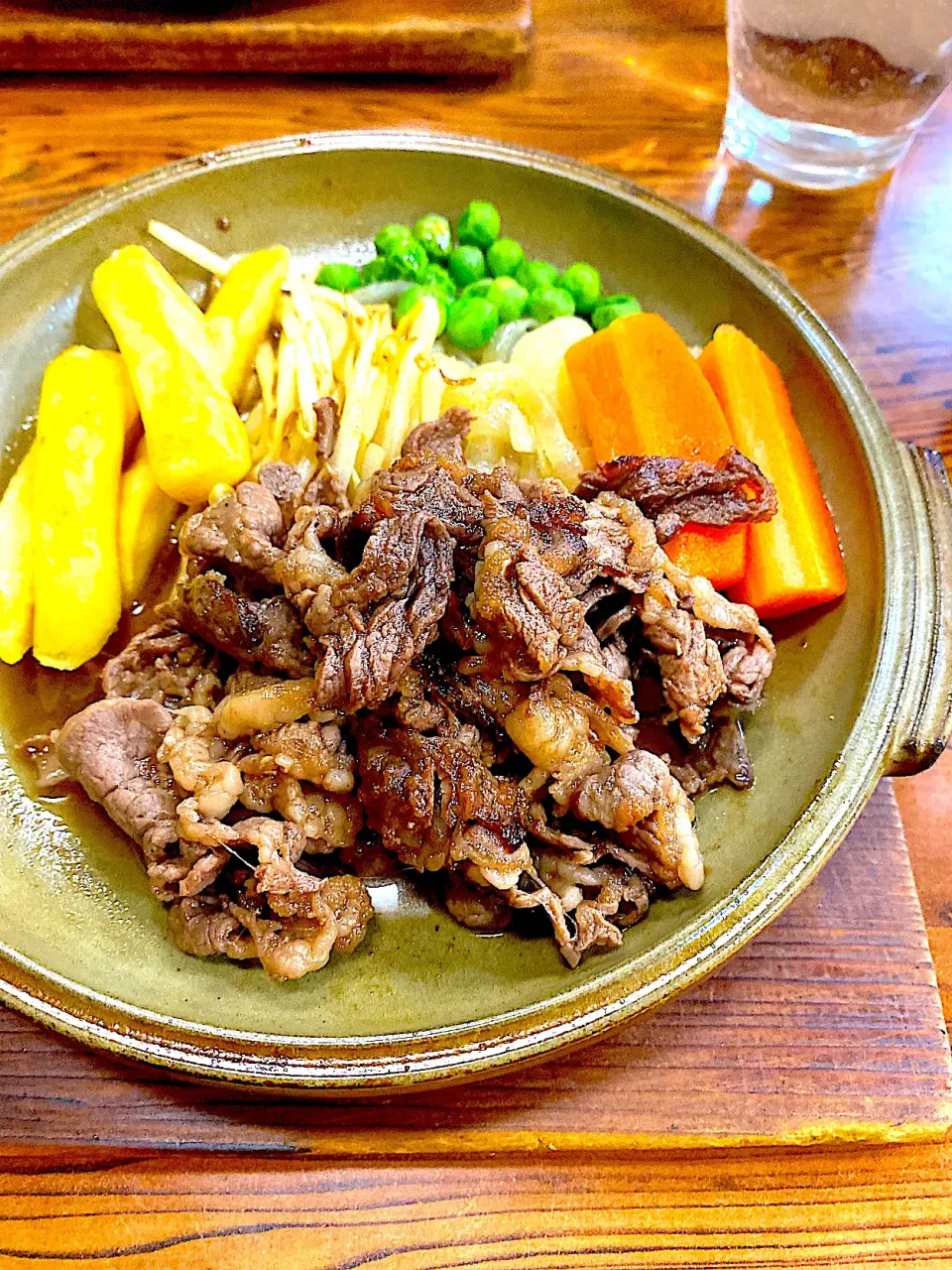 牛肉焼肉定食|髙野泰朋さん