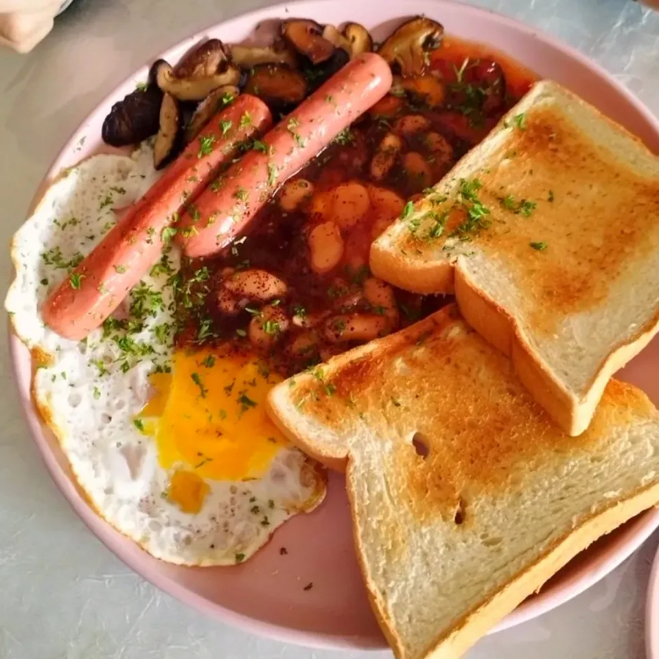 Snapdishの料理写真:breakfast 🍽|A foodieさん