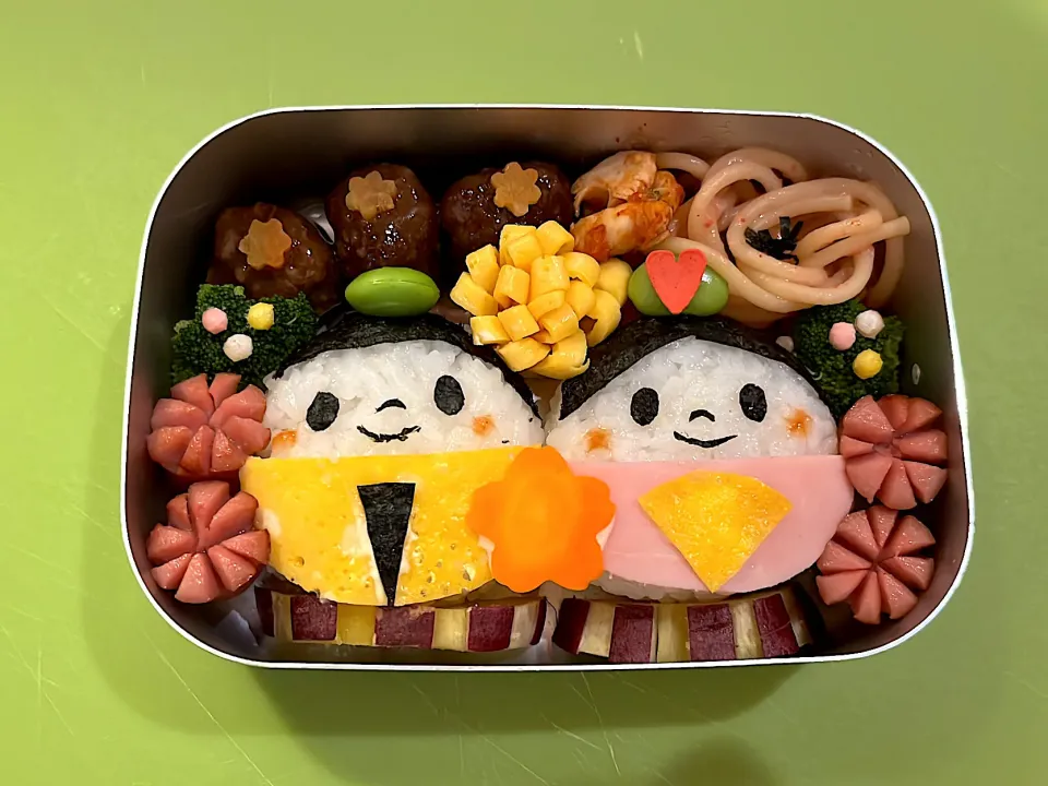 Snapdishの料理写真:ひな祭り弁当|Caolaさん