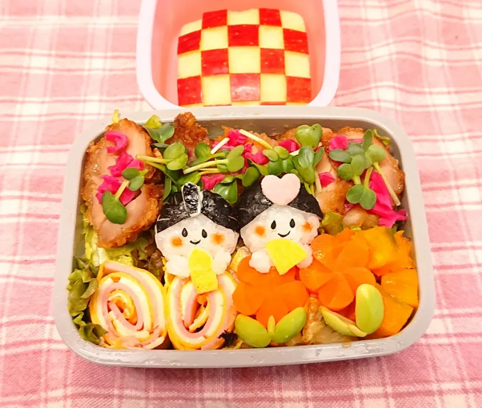 ひな祭り弁当❤️|みちゅあしさん